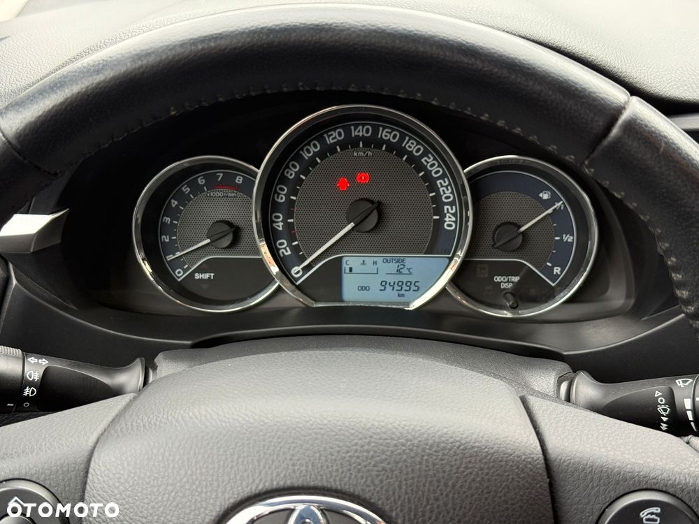 Toyota Corolla 1.6 Premium - 15