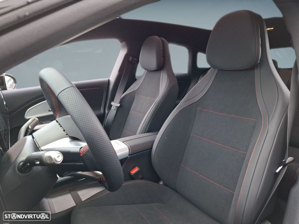 Mercedes-Benz CLA 250+ EQ - 11