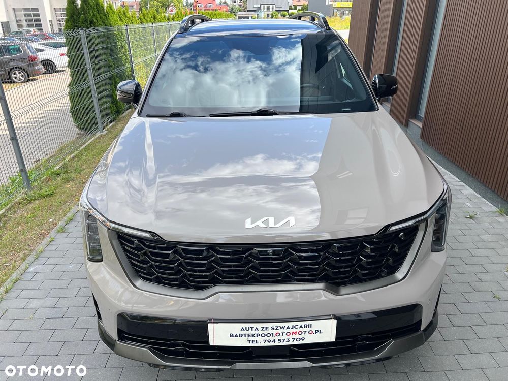 Kia Sorento - 4