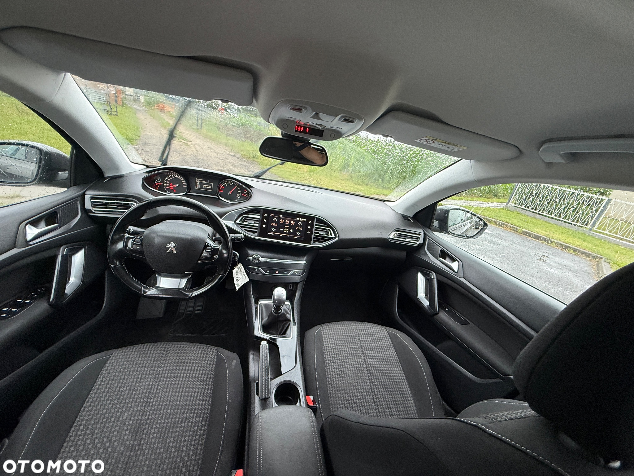 Peugeot 308 1.6 BlueHDi Allure S&S - 16