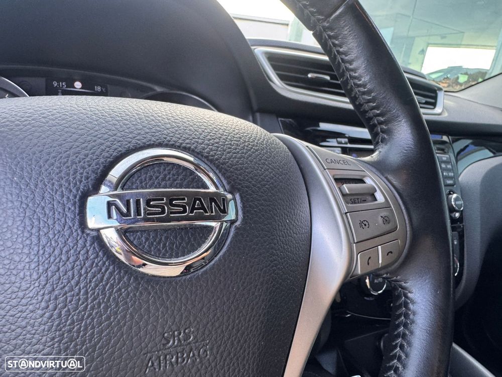 Nissan Qashqai 1.5 dCi N-Connecta 18 - 16