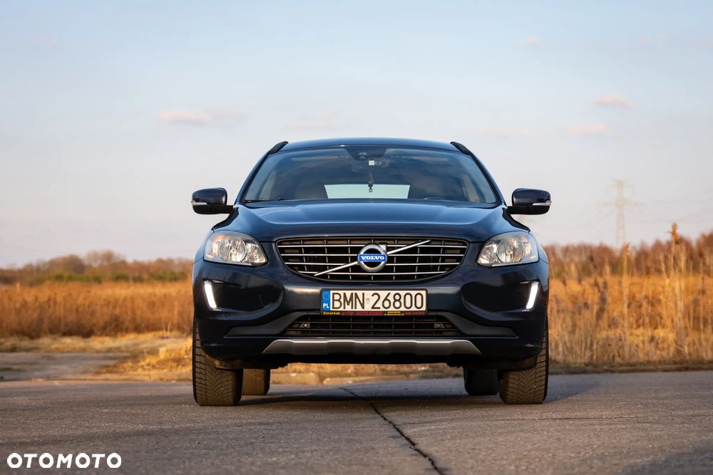 Volvo XC 60 D4 Drive-E Momentum - 4