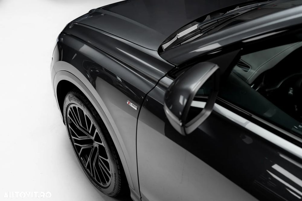 Audi Q8 55 TFSI e quattro Tiptronic PHEV - 7