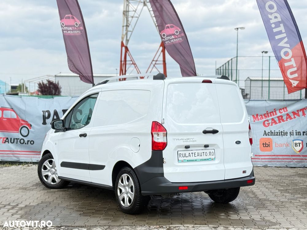 Ford Transit Courier - 2