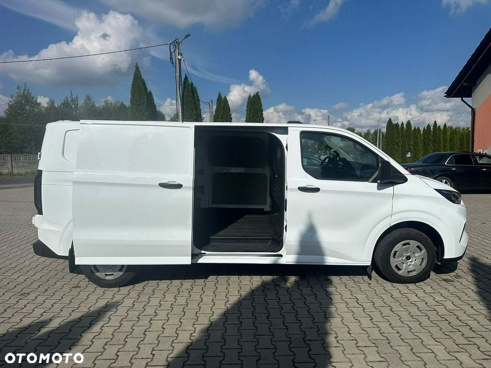 Ford Transit Custom - 12