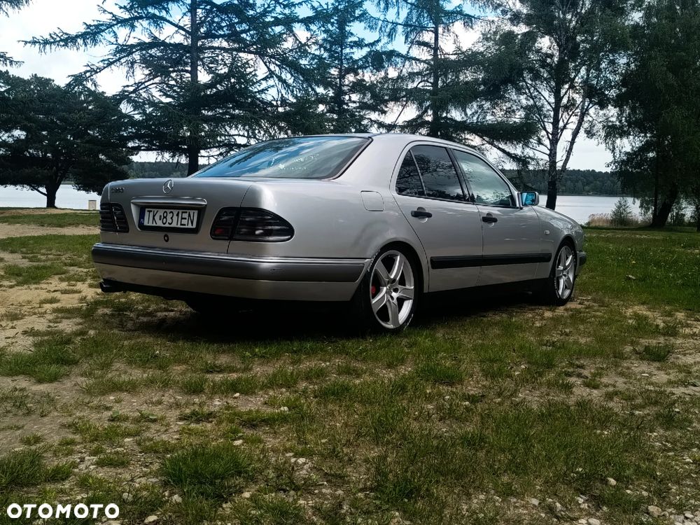 Mercedes-Benz Klasa E 230 Avantgarde - 4