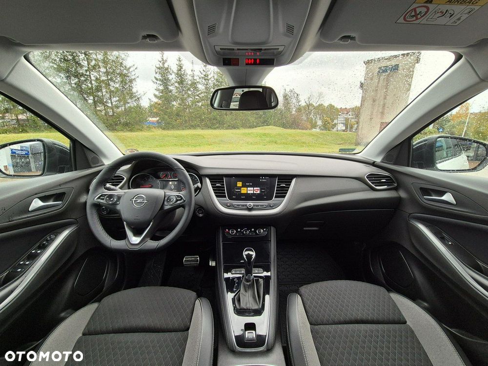 Opel Grandland X 1.6 T Ultimate S&S - 11