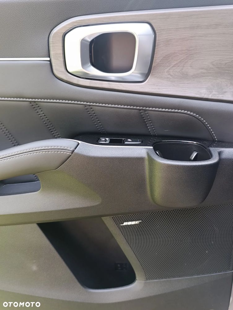 Kia Sorento - 23