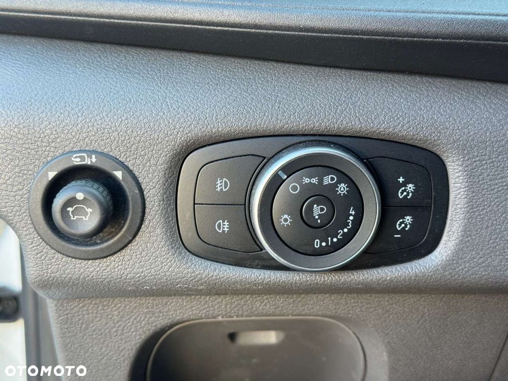 Ford Transit - 22