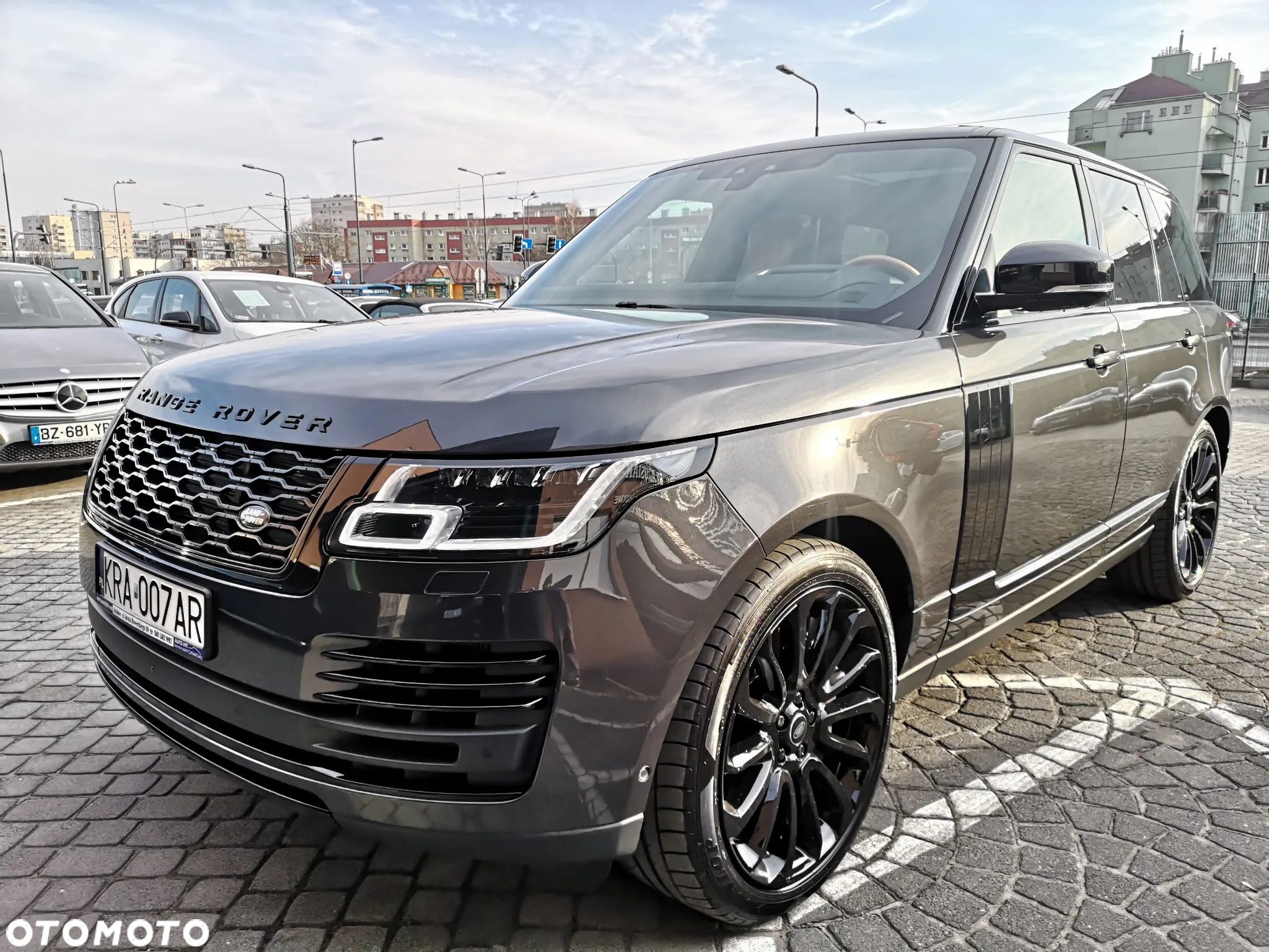 Land Rover Range Rover - 1