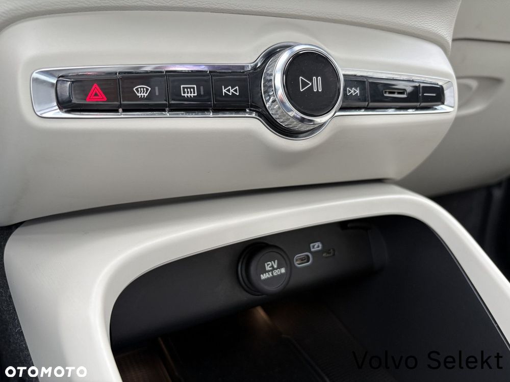 Volvo XC 40 - 15
