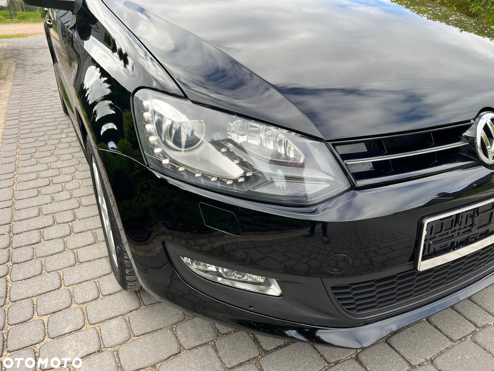 Volkswagen Polo - 2