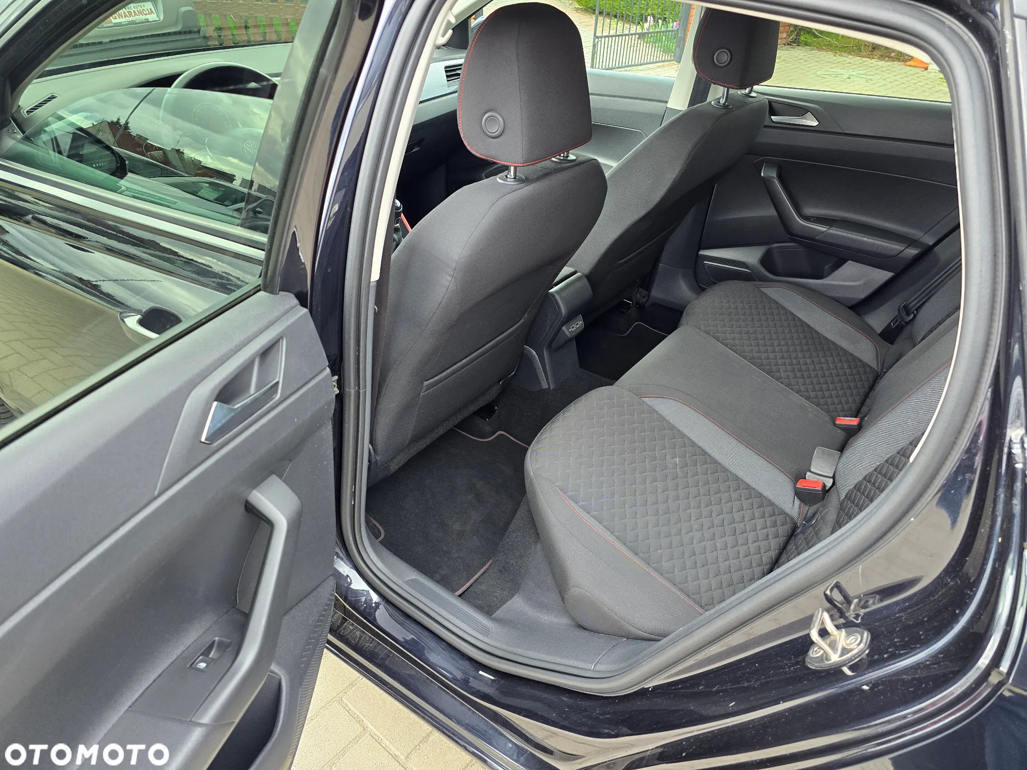 Volkswagen Polo - 9
