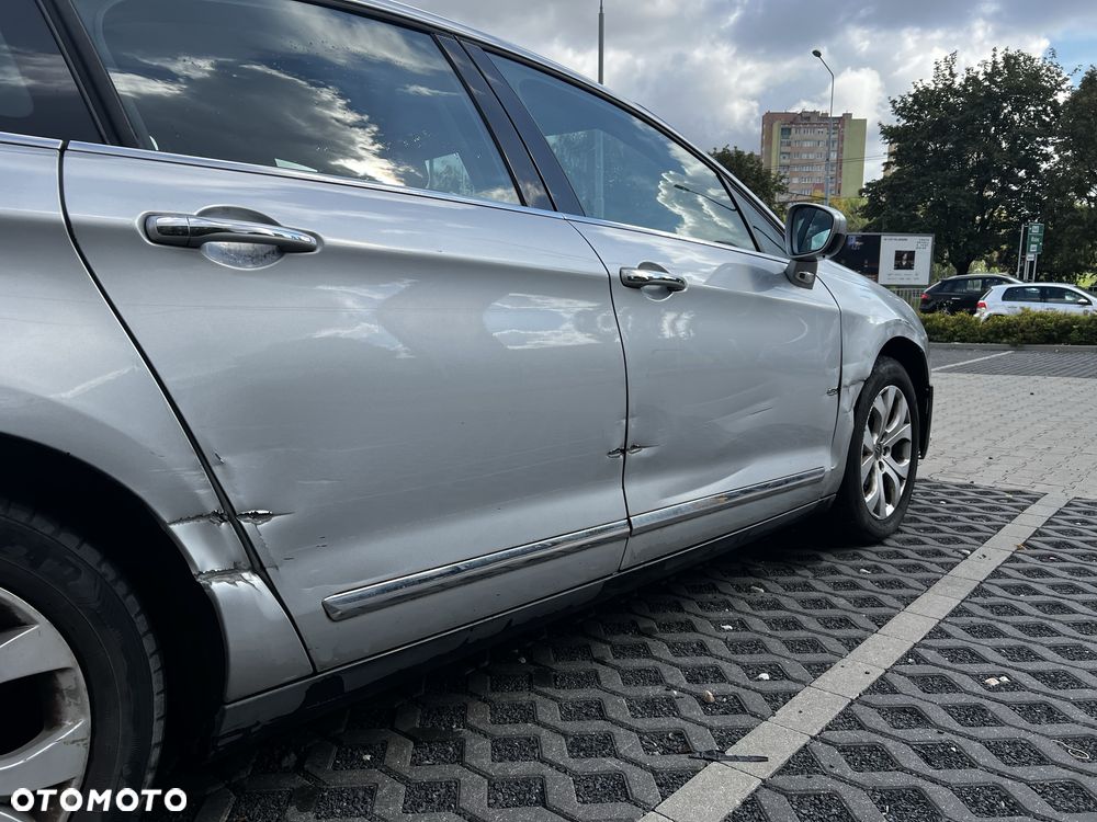 Citroen C5 2010 photo 4