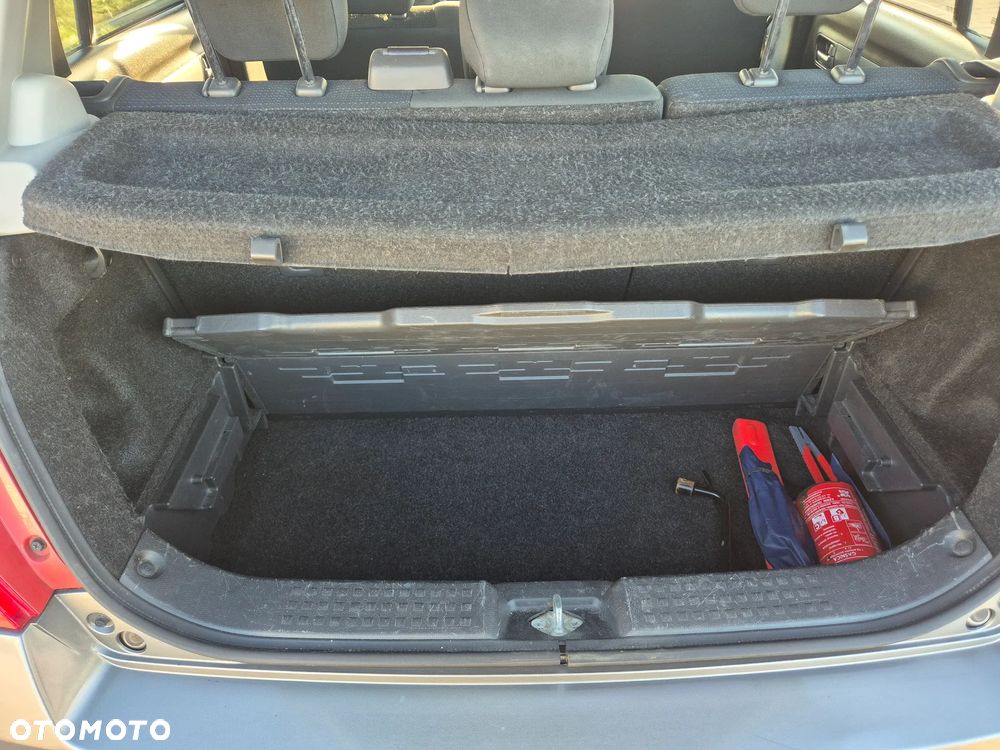 Suzuki Swift 1.3 JB Edition - 10