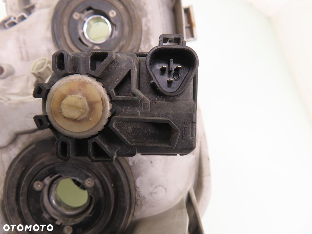 LAMPA LEWA PRZEDNIA TOYOTA COROLLA E12 Verso - 5