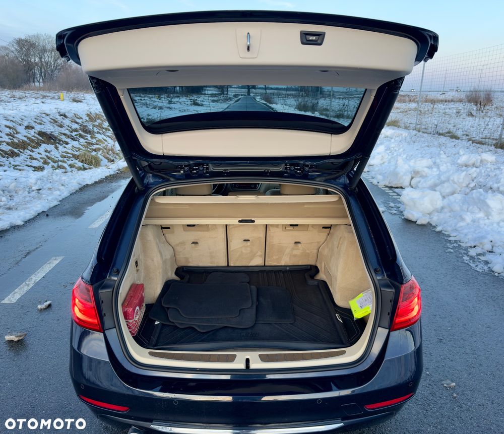 BMW Seria 3 320d Sport-Aut Luxury Line - 20