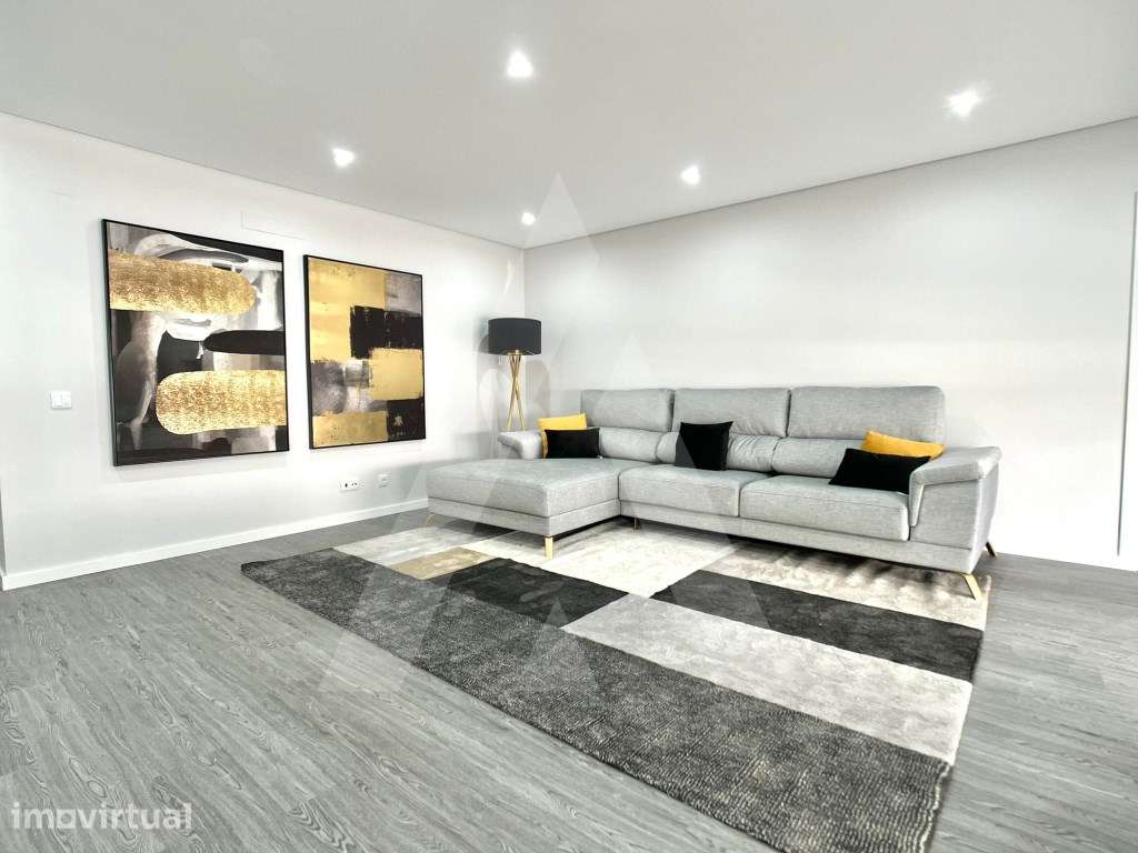 Magnifico apartamento tipologia T3 novo localizado em Quelfes. - Grande imagem: 4/33