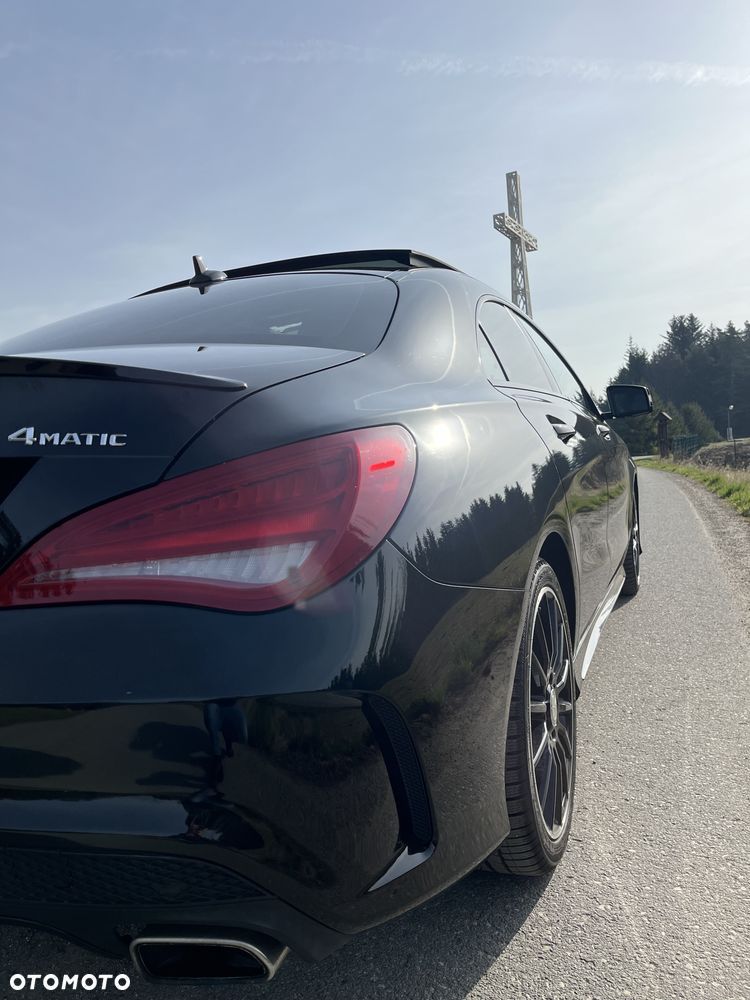 Mercedes-Benz CLA 250 4-Matic AMG Line - 4