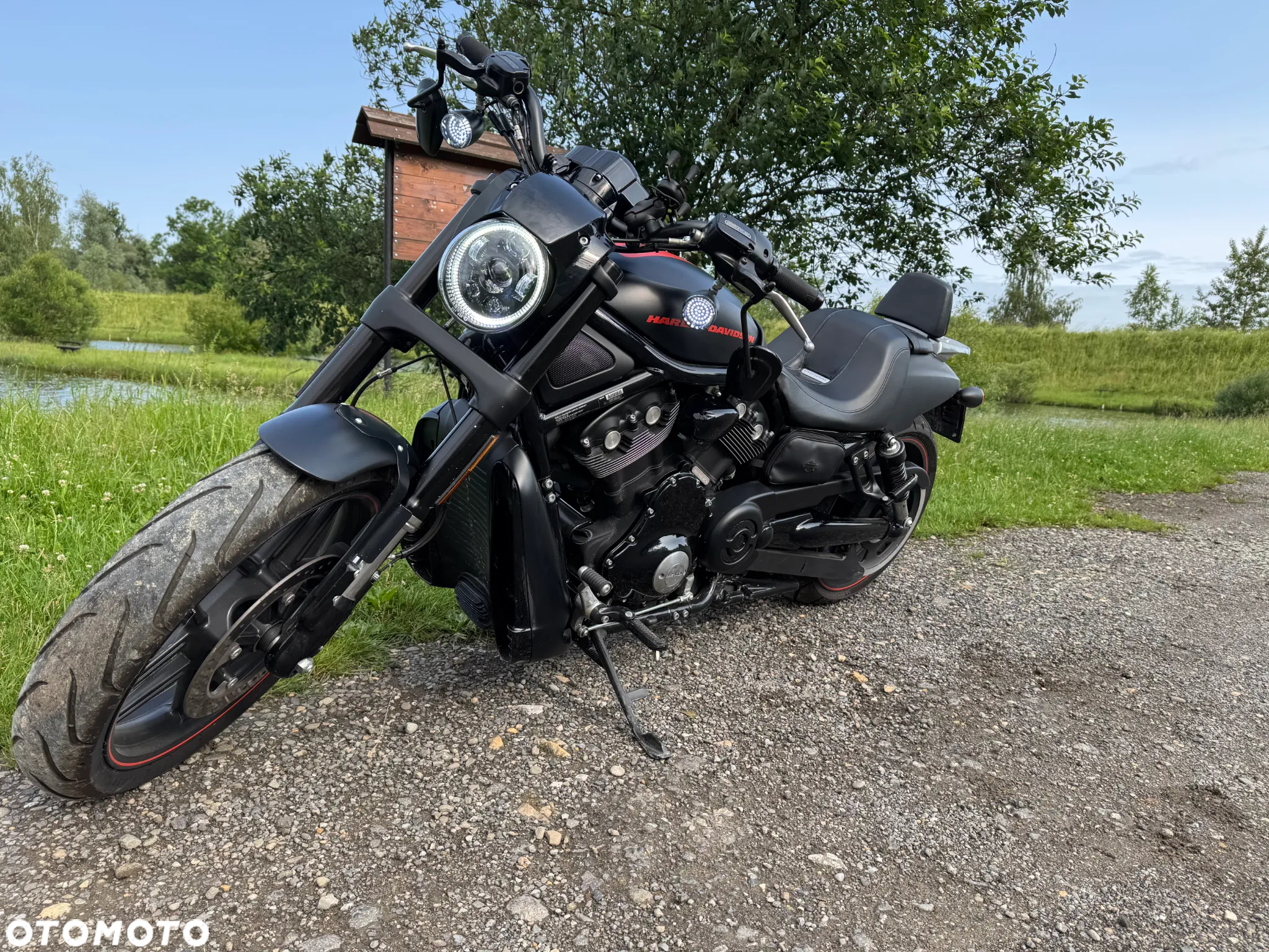 Harley-Davidson V-Rod Night Rod - 2