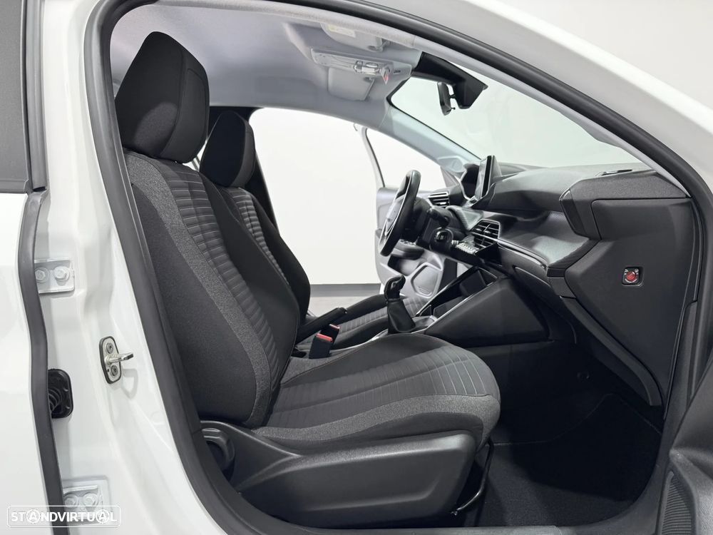 Peugeot 208 1.2 PureTech Active Pack - 31