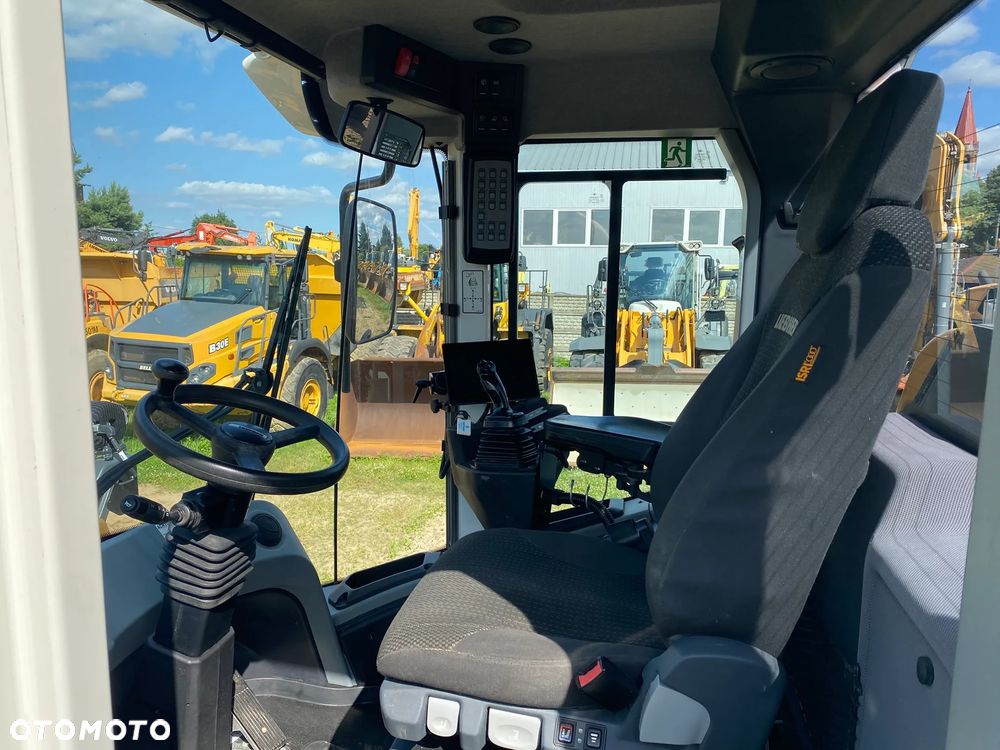 Liebherr L550 Xpower, 2023 ROK, 6800 MTH, NOWY MODEL, Z NIEMIEC, SUPER, STAN, - 12