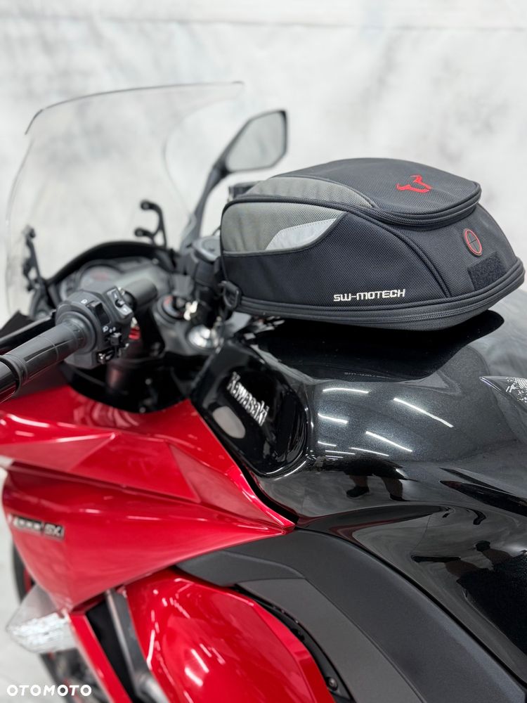 Kawasaki Ninja 1000 SX - 4