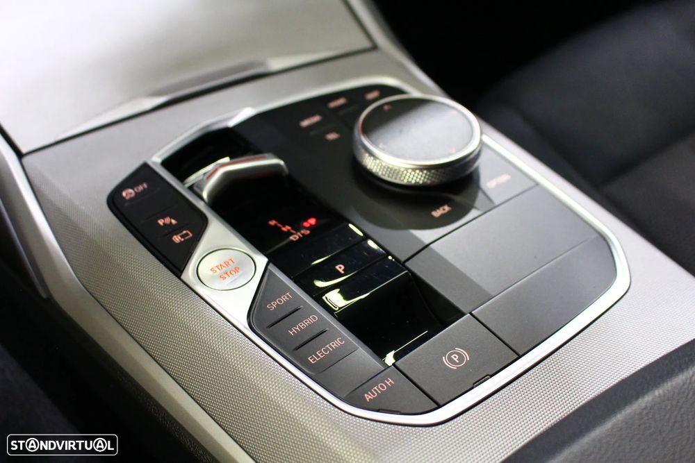 BMW 320 e Line Sport Auto - 35