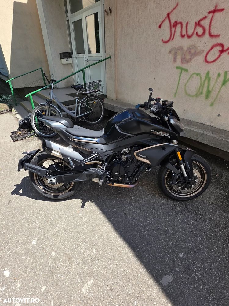 CF Moto 800 NK Advanced - 3