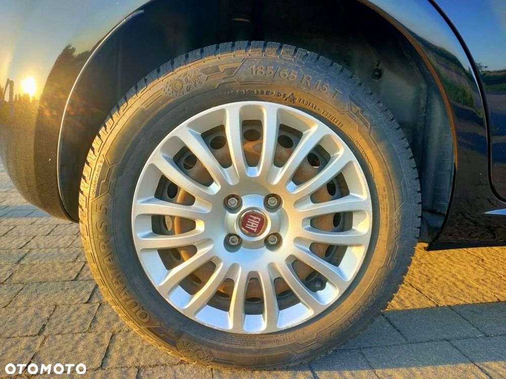 Fiat Punto 2012 - 33