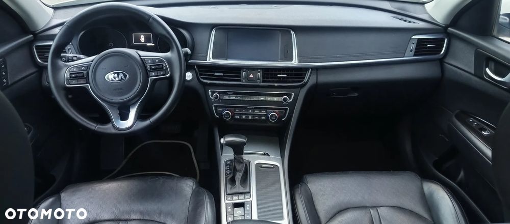 Kia Optima Plug-in Hybrid - 13