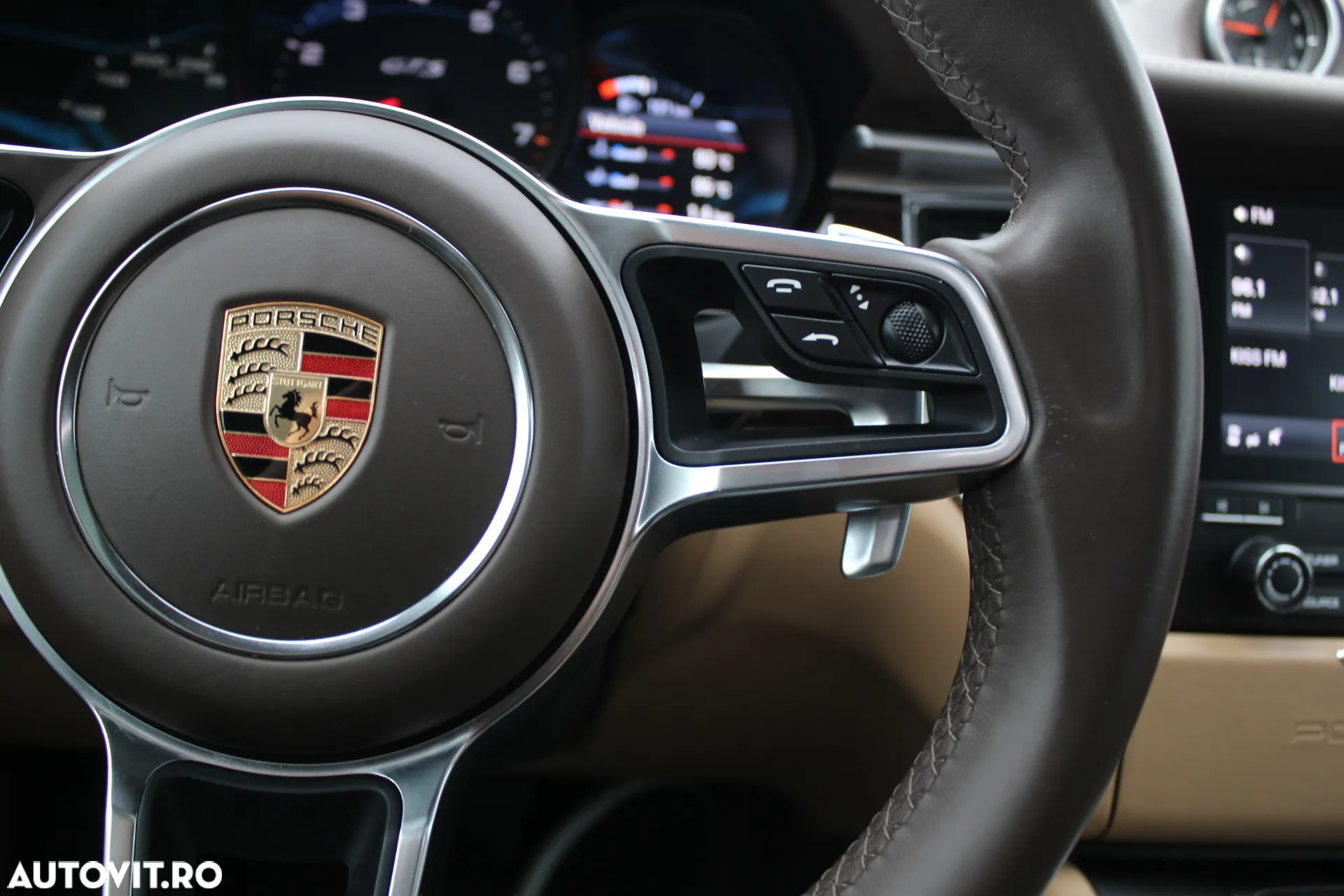 Porsche Macan GTS PDK - 7
