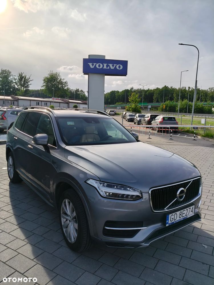 Volvo XC 90 D5 AWD Geartronic Momentum - 1