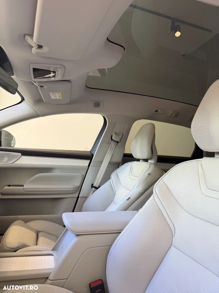 VOLVO Unknown Model 2025 — imagine 27