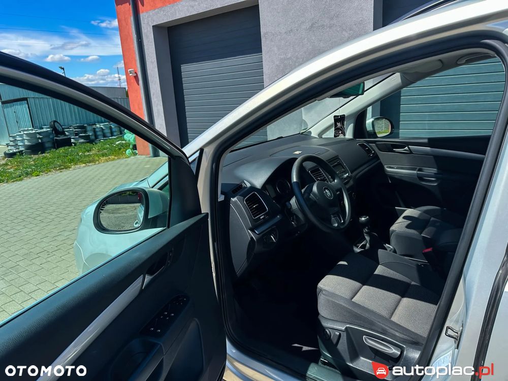 Volkswagen Sharan - 12