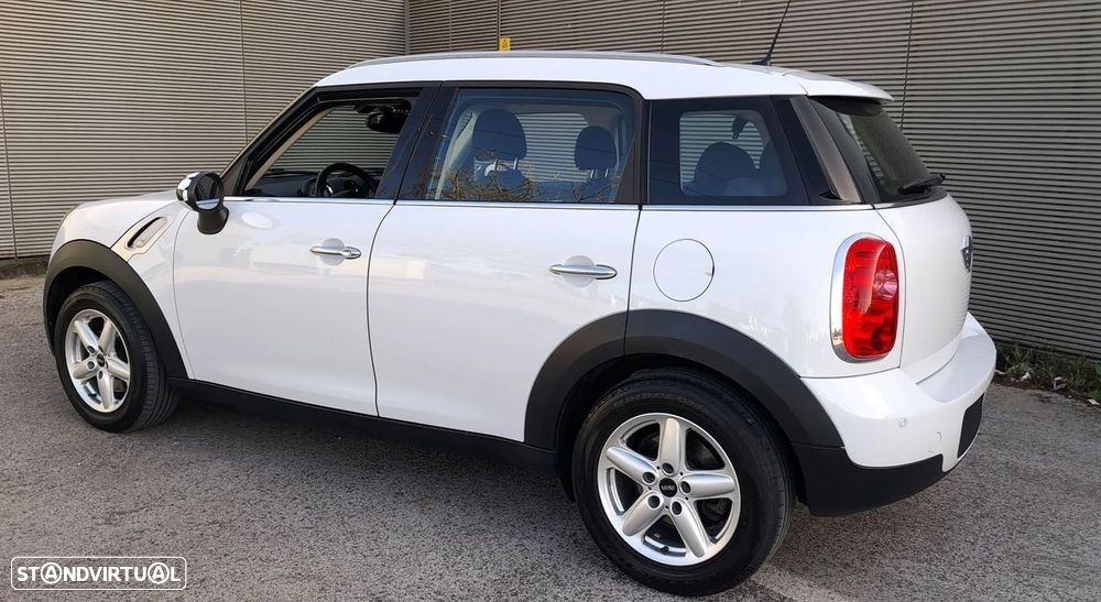 MINI Countryman Cooper D ALL4 - 2