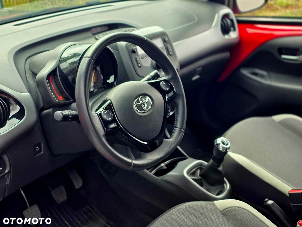 Toyota Aygo 1.0 VVT-i Black Edition - 20