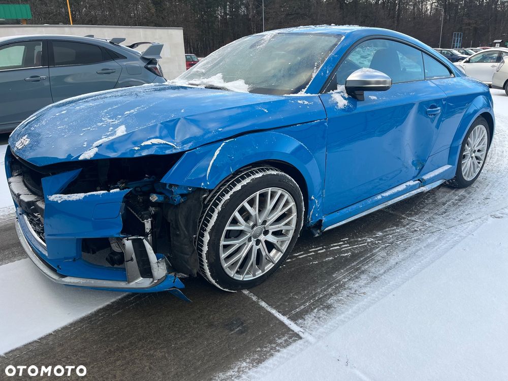 Audi TT S Coupé - 7