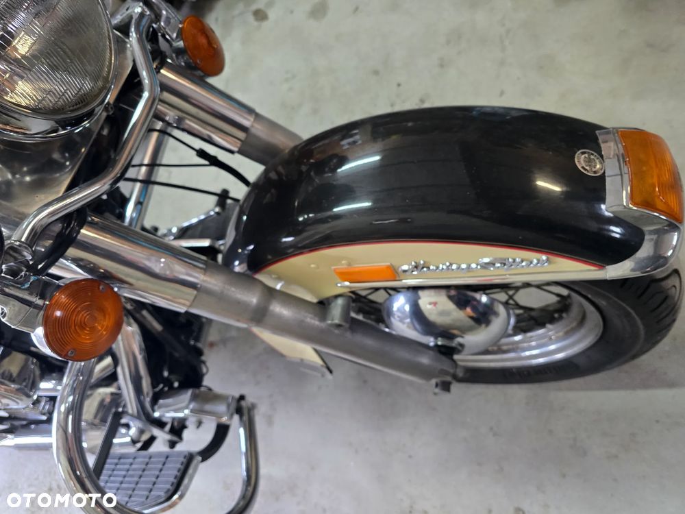 Harley-Davidson Softail Heritage Classic - 13