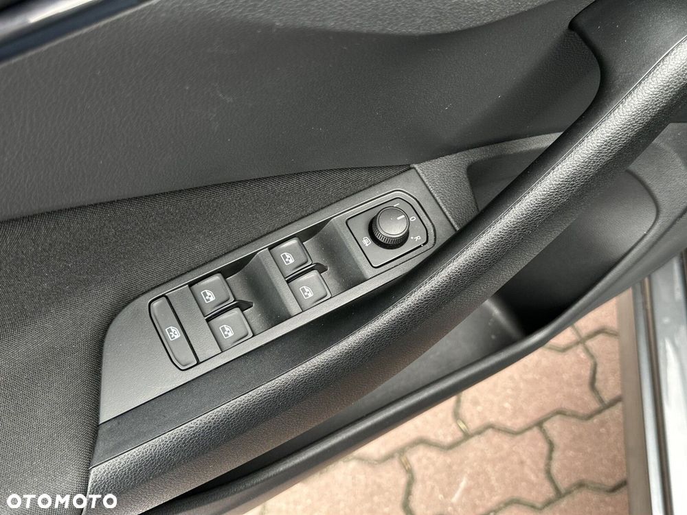 Skoda Kamiq 1.0 TSI Ambition DSG - 29