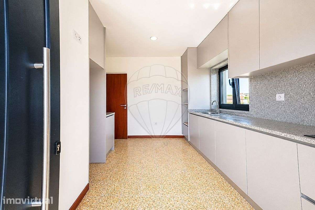 Apartamento T3 para arrendamento - Grande imagem: 5/15
