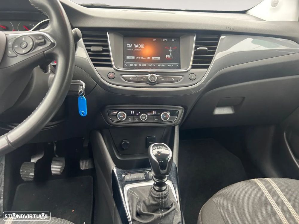 Opel Crossland 1.2 T Design & Tech - 12
