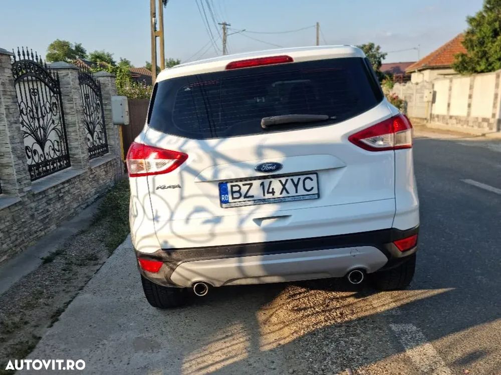 Ford Kuga - 11