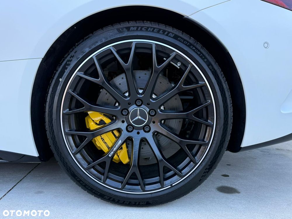 Mercedes-Benz SL AMG 63 4-Matic+ - 17
