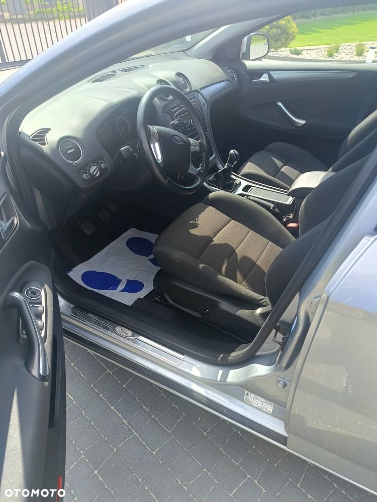 Ford Mondeo 2.0 FF Gold X - 9
