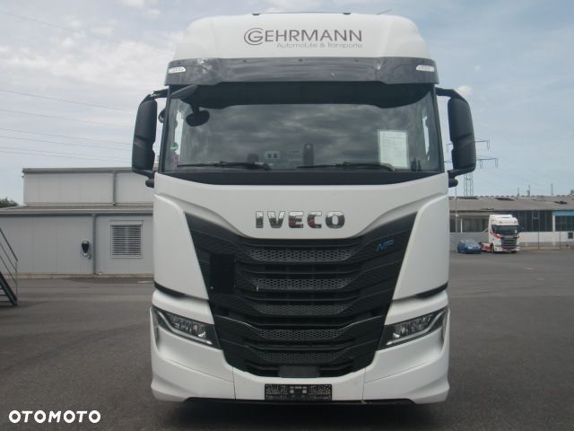 Iveco 460 LNG - 2