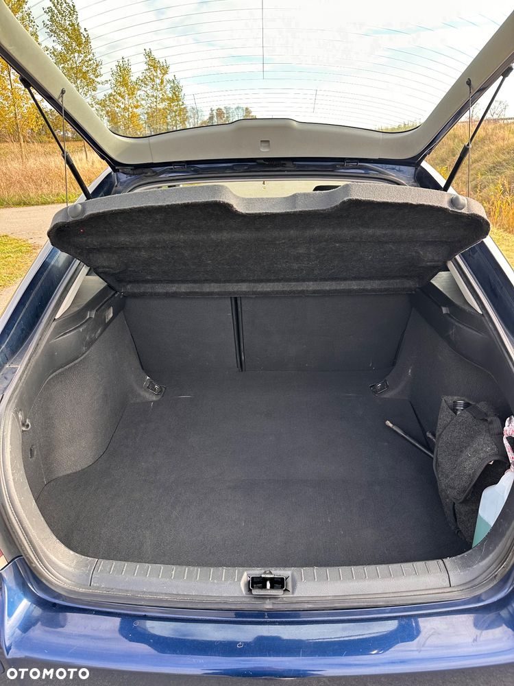 Toyota Avensis 1.8 VVT-i Luna - 13