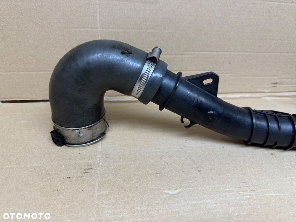 PRZEWÓD INTERCOOLERA TURBINY 2.3 DCI MASTER III MOVANO 144605995R 95529402 - 2