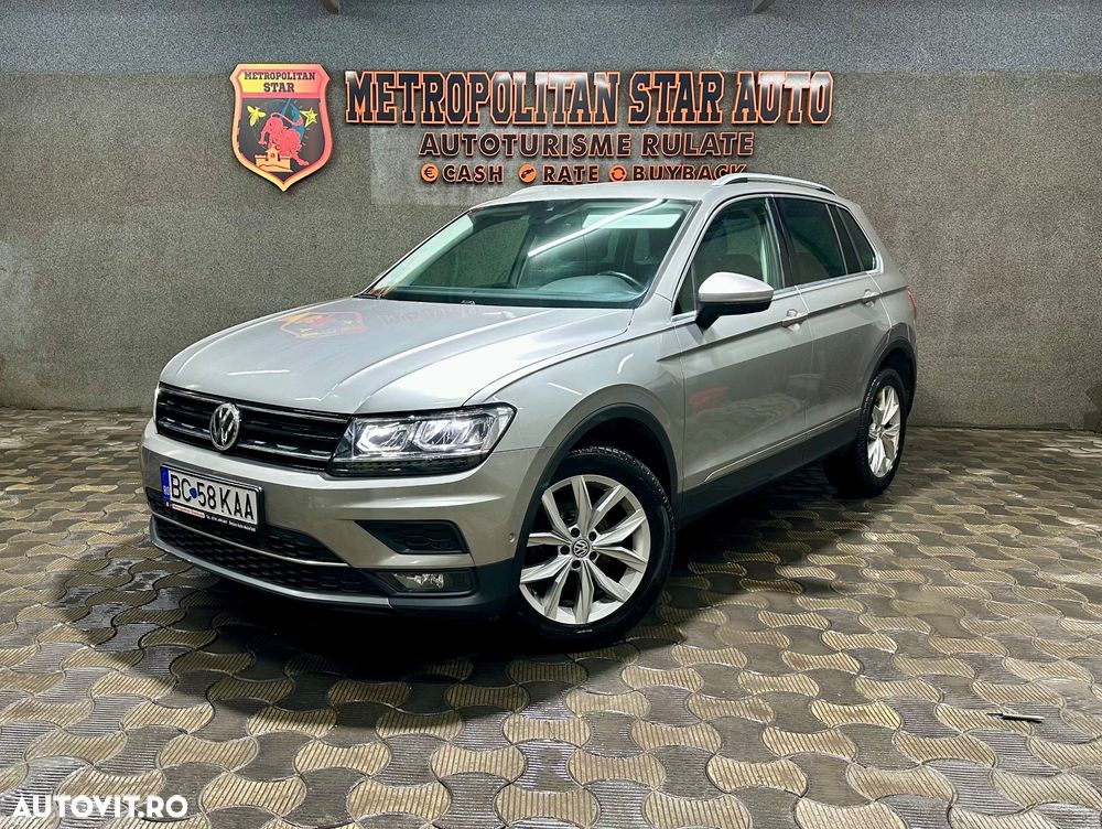 Volkswagen Tiguan - 1