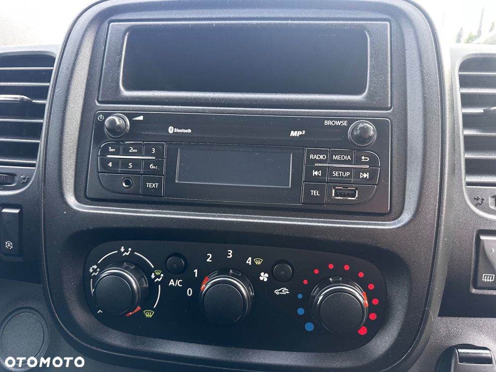 Renault Trafic - 24